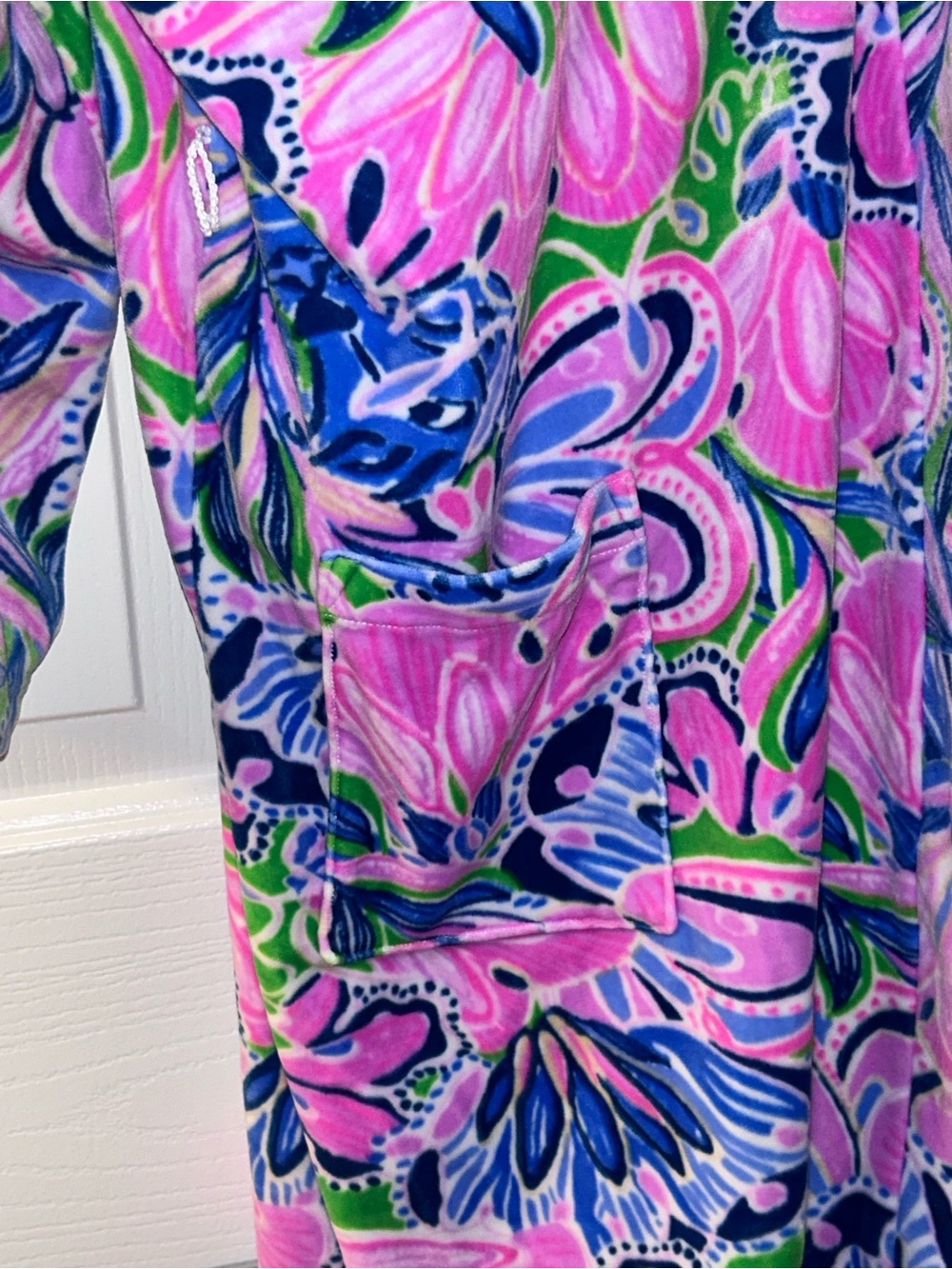 Lilly Pulitzer Elain Robe - Picture 5 of 8